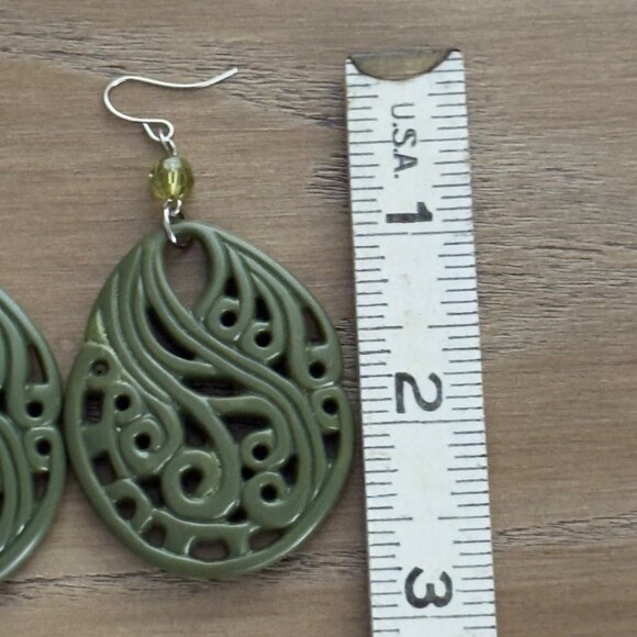 Handcrafted Olive Green Acrylic Dangle Earrings Beaded Silver Tone Hooks Plastic - Picture 3 of 9